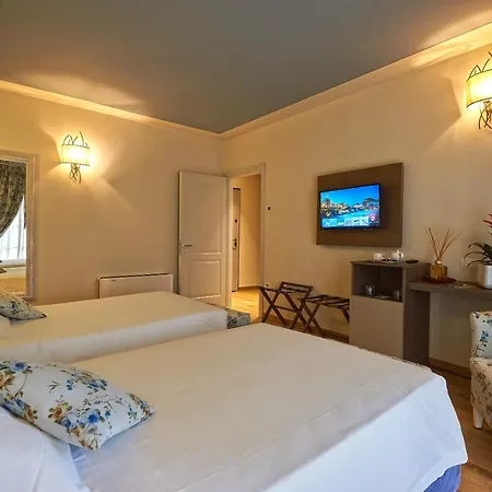 Hotel 37